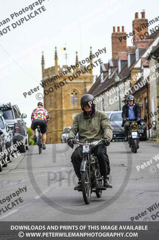 Vintage motorcycle club;eventdigitalimages;no limits trackdays;peter wileman photography;vintage motocycles;vmcc banbury run photographs